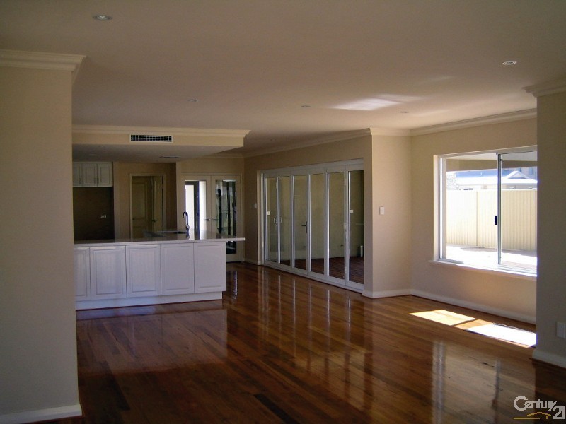 6 Garners Way, Burns Beach WA 6028