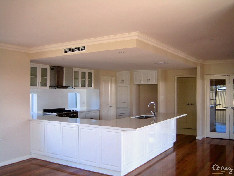 6 Garners Way, Burns Beach WA 6028