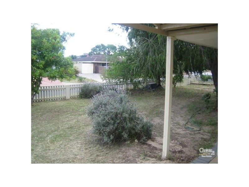 1 Madana Place, Craigie WA 6025