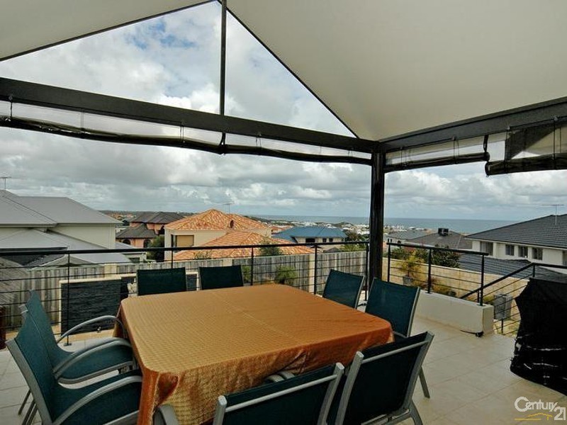 16 Baton Rouge Drive, Mindarie WA 6030