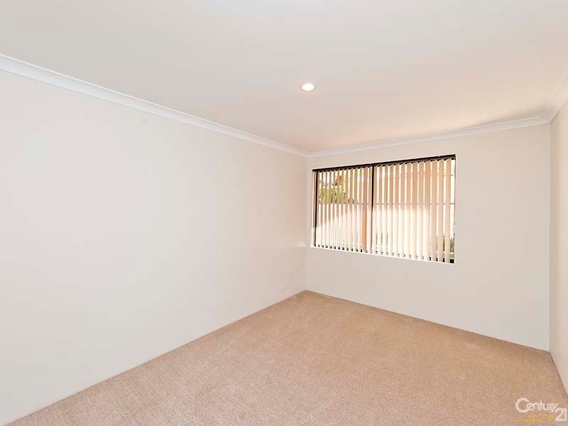 44 Narrien Loop, Hocking WA 6065