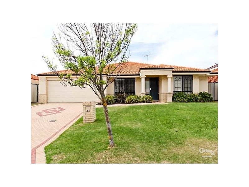 44 Narrien Loop, Hocking WA 6065