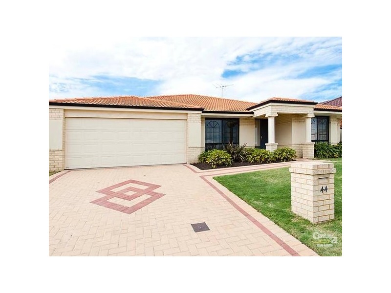 44 Narrien Loop, Hocking WA 6065