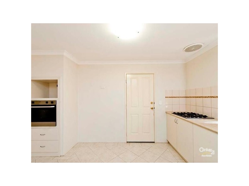 44 Narrien Loop, Hocking WA 6065