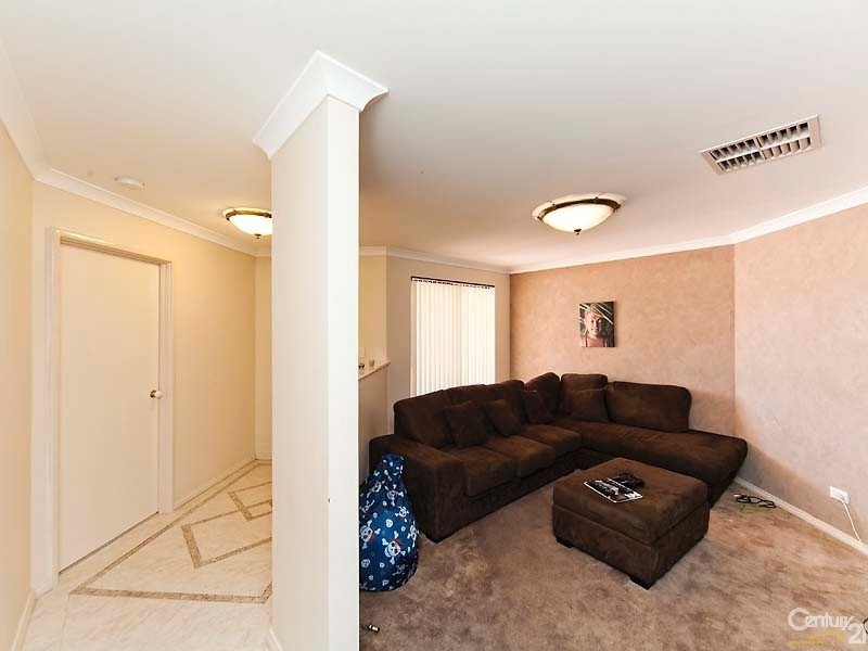 29 Pendleton Crescent, Butler WA 6036