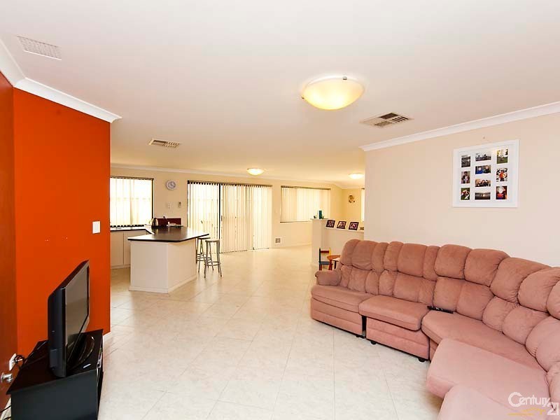 29 Pendleton Crescent, Butler WA 6036