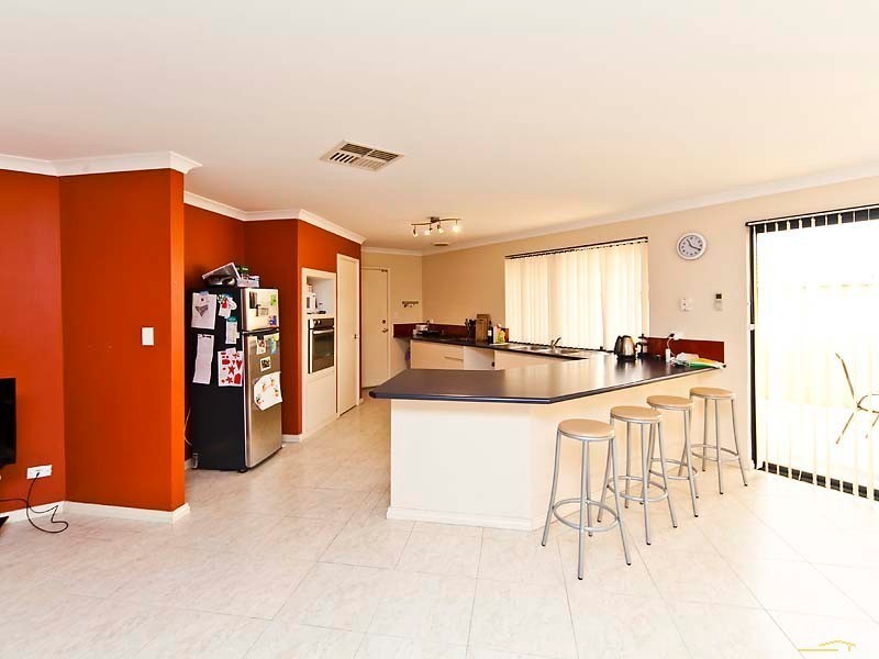 29 Pendleton Crescent, Butler WA 6036