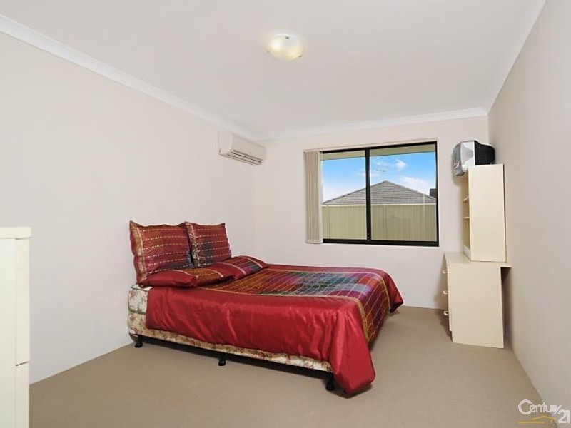 67 Da Vinci Drive, Tapping WA 6065