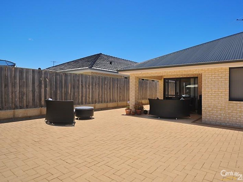 53 Sirius Ramble, Quinns Rocks WA 6030