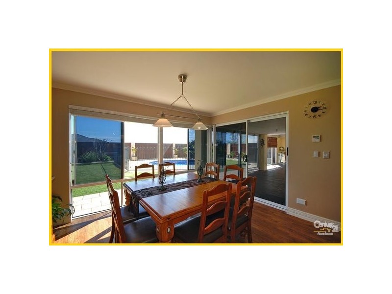 12 Manta Pass, Mindarie WA 6030