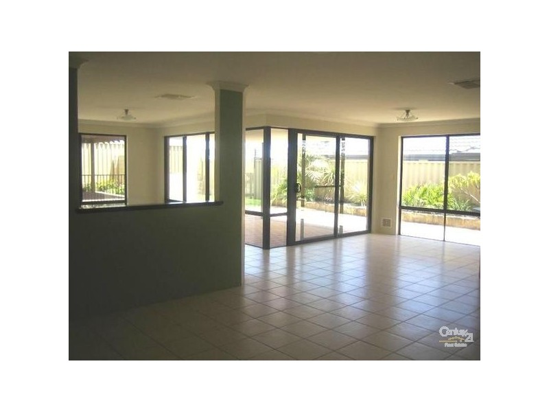 6 Horsley Green, Butler WA 6036