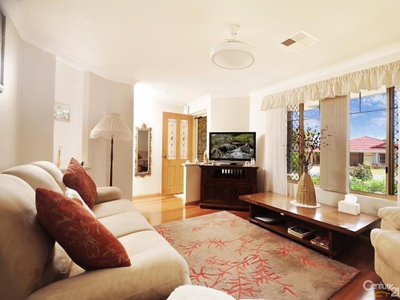 2/3 Nairana Place, Currambine WA 6028