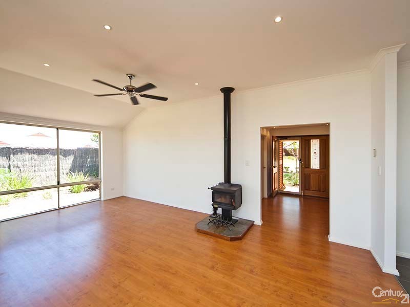 7 Tetbury Road, Butler WA 6036