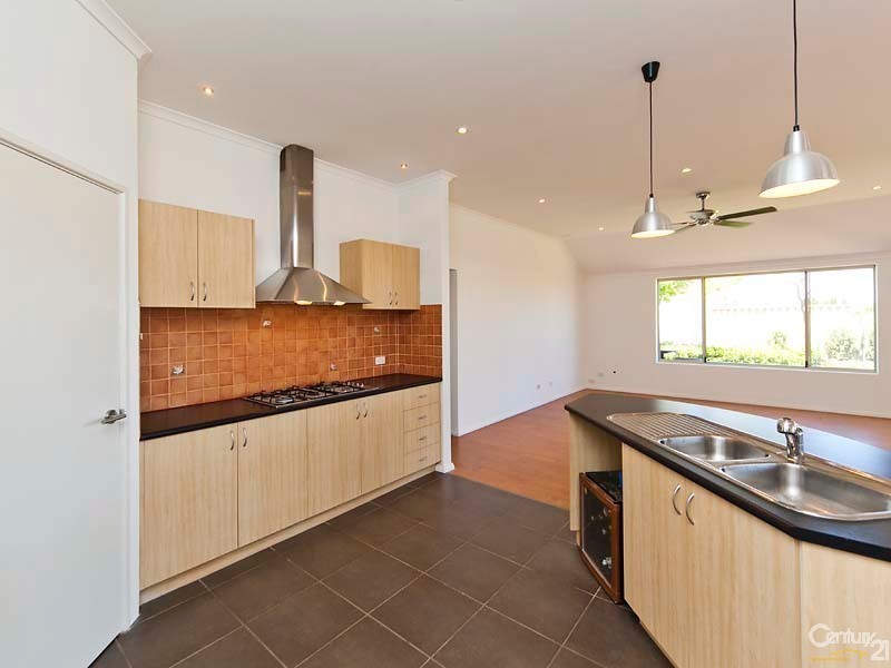 7 Tetbury Road, Butler WA 6036