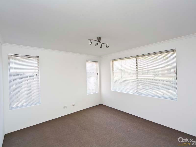 7 Tetbury Road, Butler WA 6036