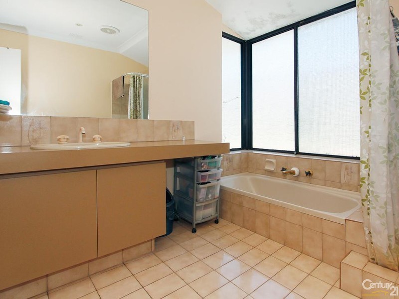 2 Mitra Court, Mullaloo WA 6027