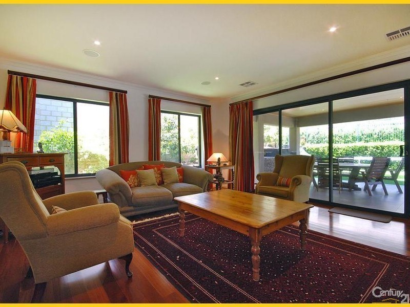 23 Lighthouse Parade, Mindarie WA 6030