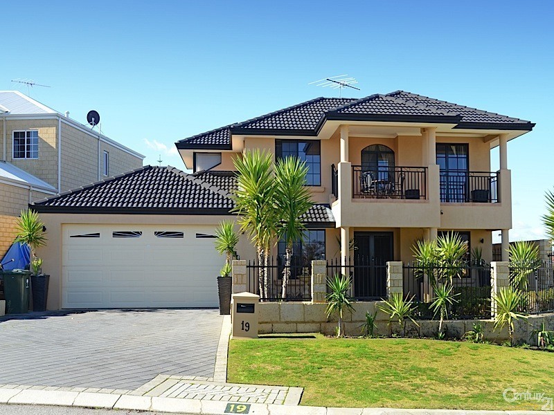19 Lautoka Rise, Mindarie WA 6030
