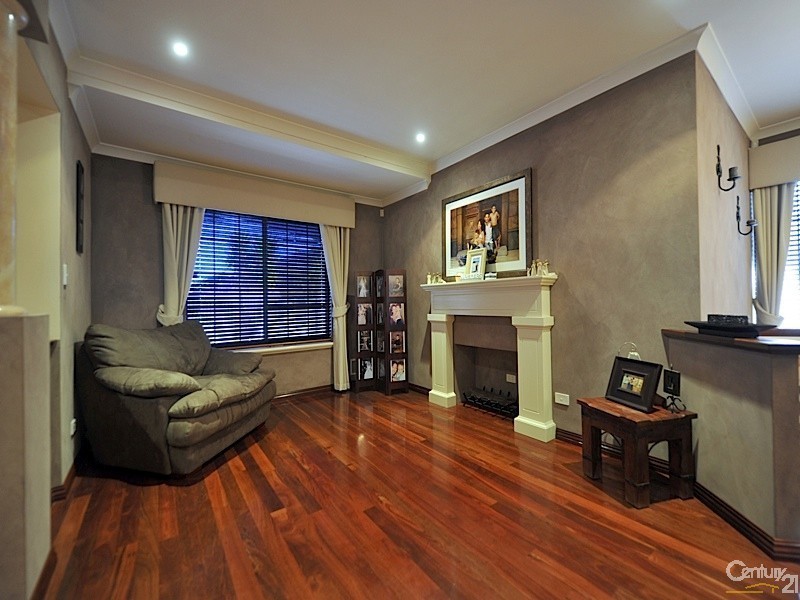 19 Lautoka Rise, Mindarie WA 6030