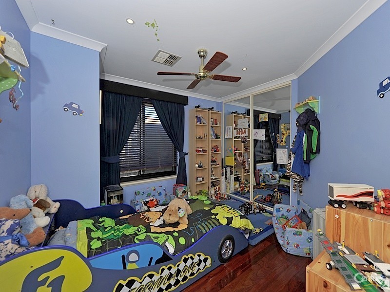 19 Lautoka Rise, Mindarie WA 6030