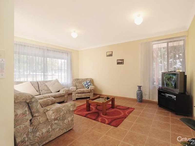 4 Ainsbury Parade, Clarkson WA 6030