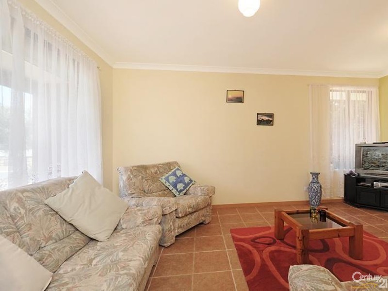 4 Ainsbury Parade, Clarkson WA 6030