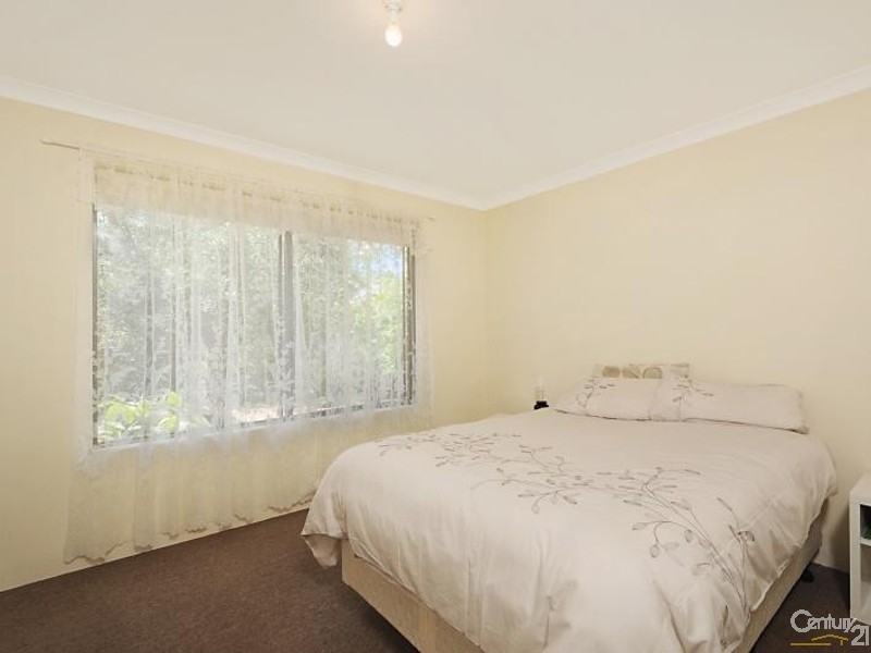 4 Ainsbury Parade, Clarkson WA 6030