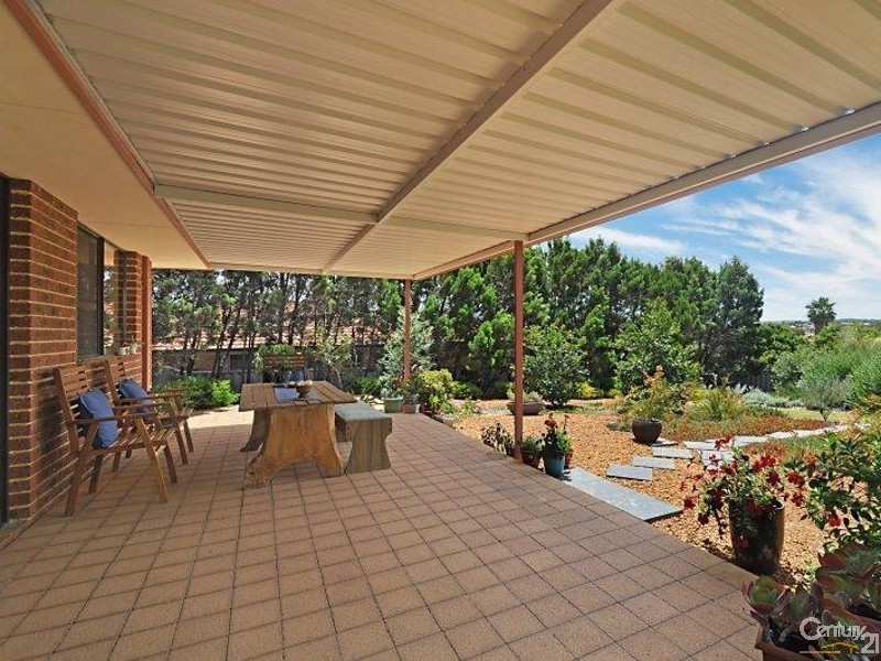 4 Ainsbury Parade, Clarkson WA 6030