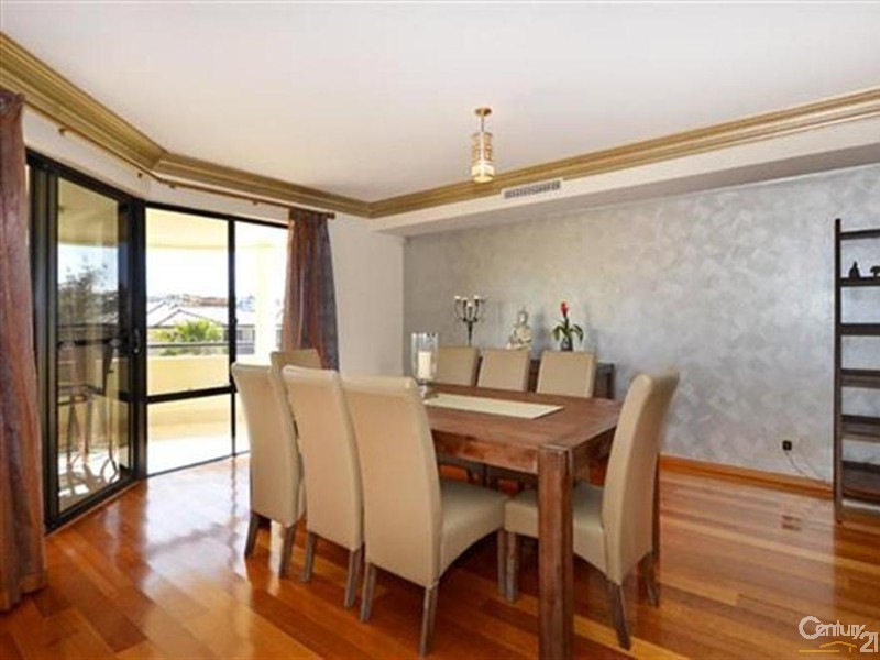 30 Clarecastle Retreat, Mindarie WA 6030