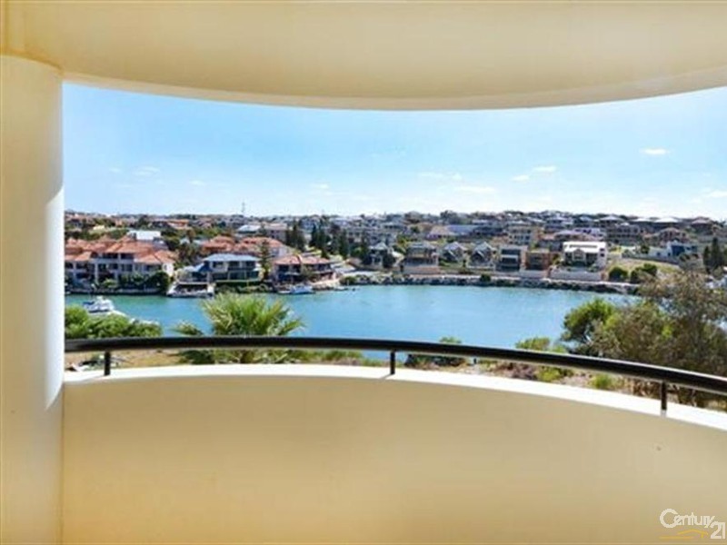 30 Clarecastle Retreat, Mindarie WA 6030