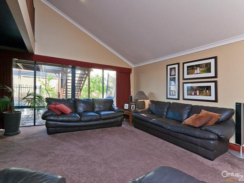 16 Mariners View, Mindarie WA 6030