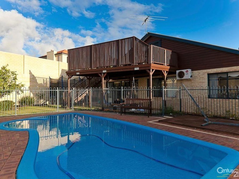 16 Mariners View, Mindarie WA 6030
