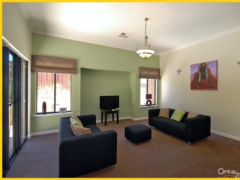 14 Birkenhead Ridge, Mindarie WA 6030