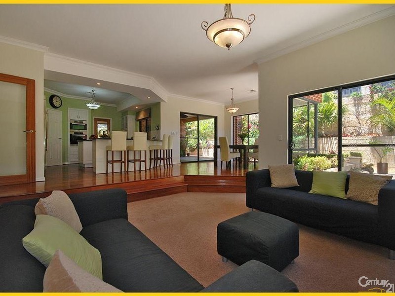 14 Birkenhead Ridge, Mindarie WA 6030