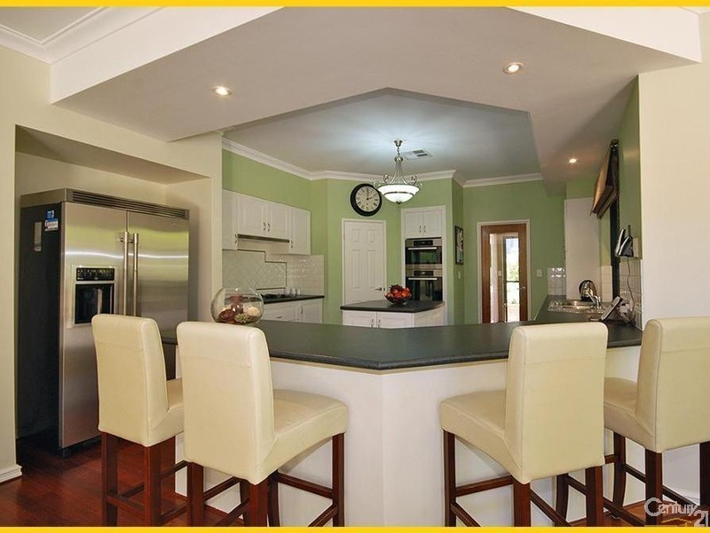 14 Birkenhead Ridge, Mindarie WA 6030