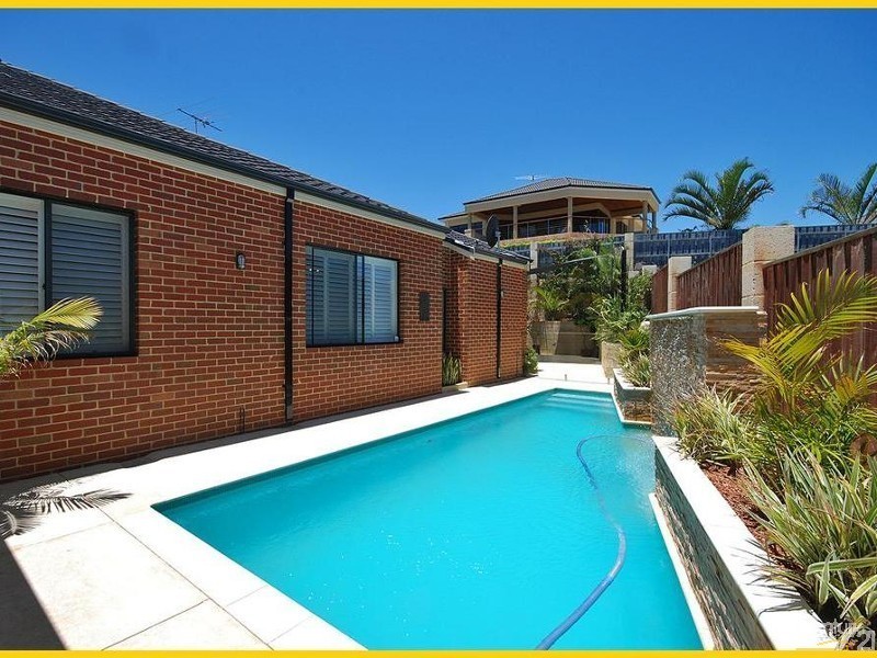 14 Birkenhead Ridge, Mindarie WA 6030