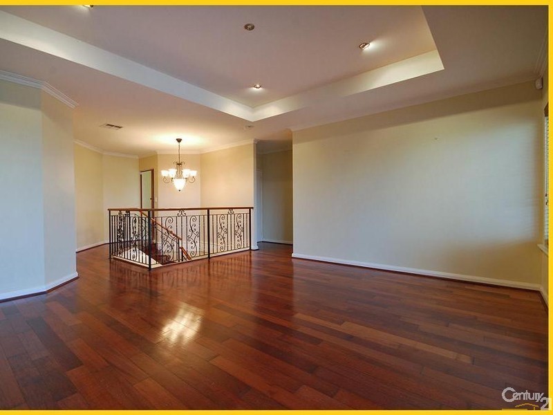 33 Mariners View, Mindarie WA 6030