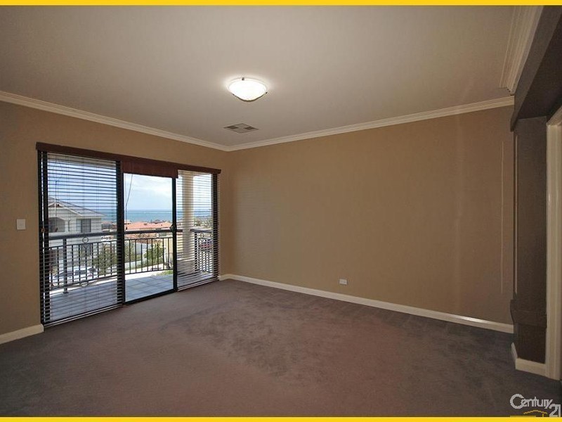 33 Mariners View, Mindarie WA 6030