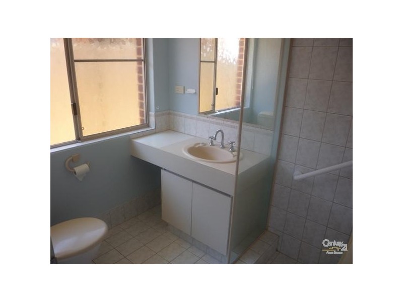10 Breaksea Way, Ridgewood WA 6030