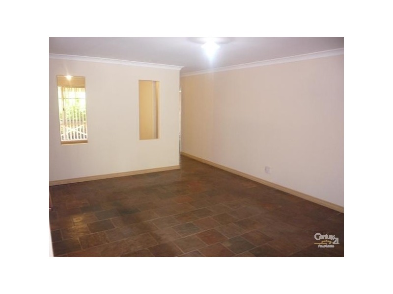 10 Breaksea Way, Ridgewood WA 6030
