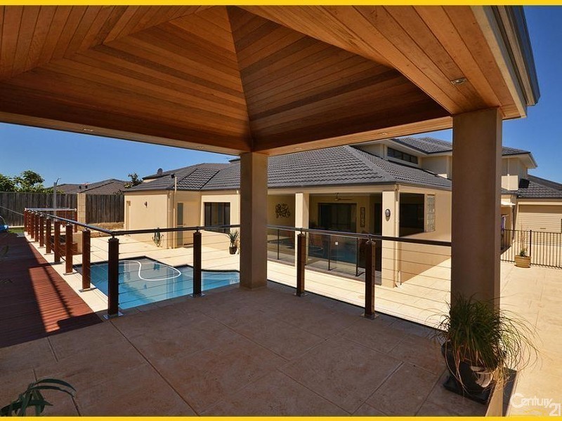 39 Lighthouse Parade, Mindarie WA 6030