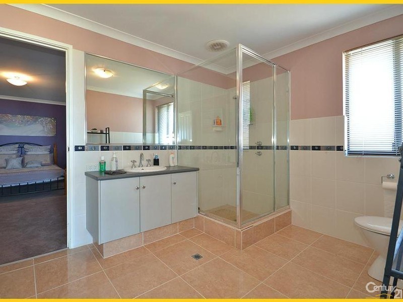 39 Lighthouse Parade, Mindarie WA 6030