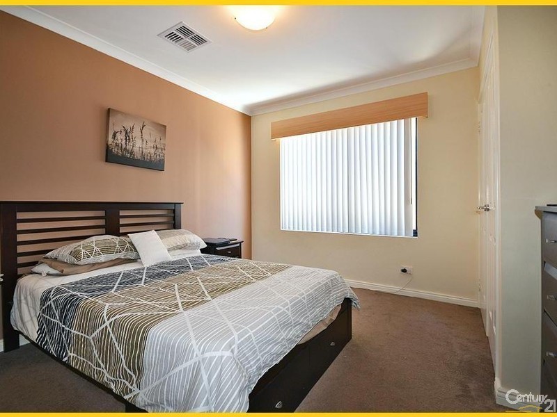 39 Lighthouse Parade, Mindarie WA 6030