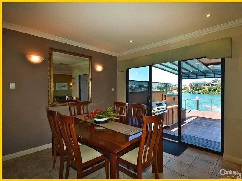 1A Keys Close, Mindarie WA 6030