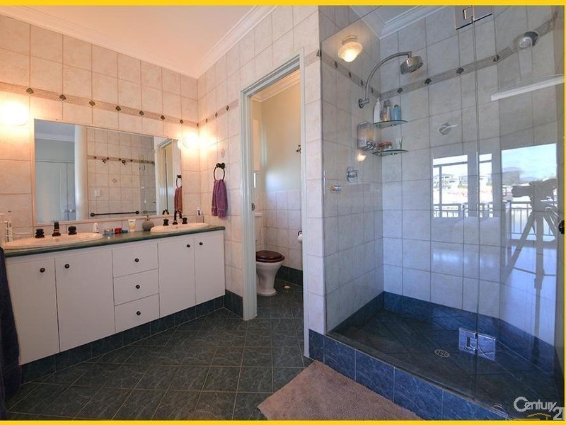 1A Keys Close, Mindarie WA 6030