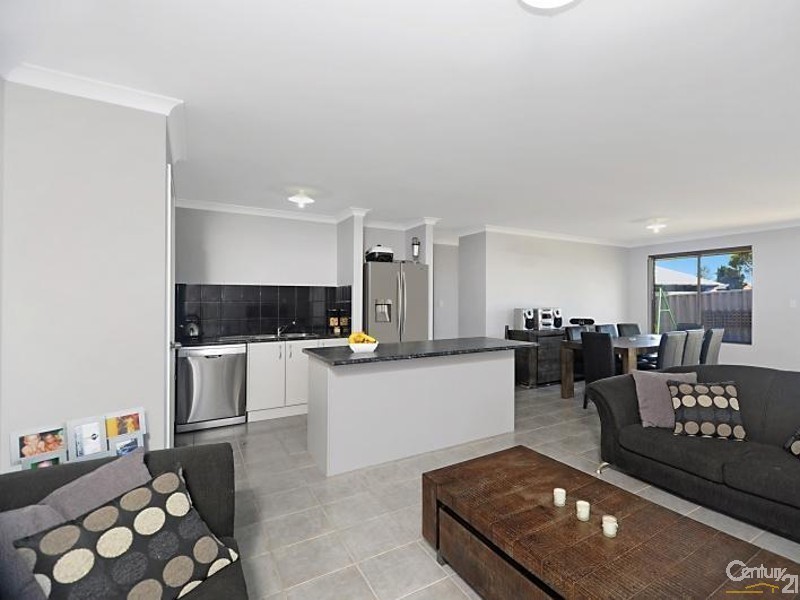 25B Willoughby Retreat, Clarkson WA 6030