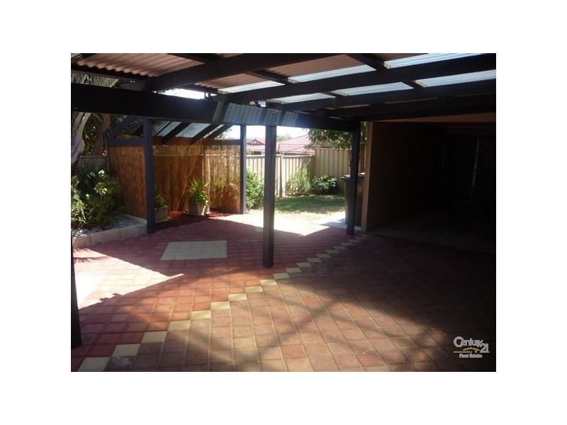 10 Breaksea Way, Ridgewood WA 6030