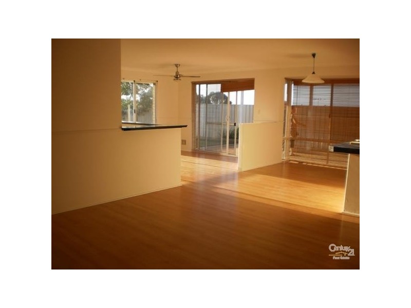 4 Annandale Circle, Kinross WA 6028