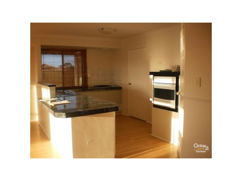 4 Annandale Circle, Kinross WA 6028