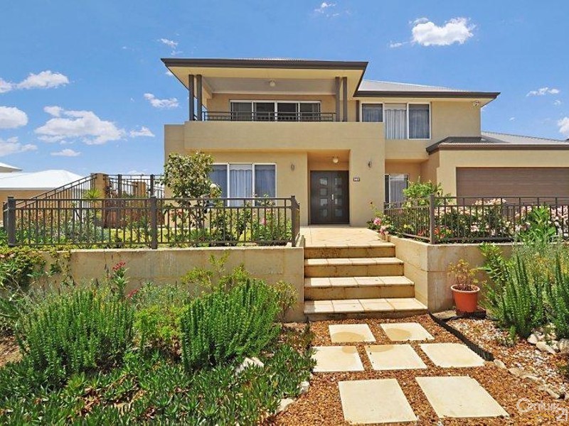 18 Dotterel Green, Jindalee WA 6036